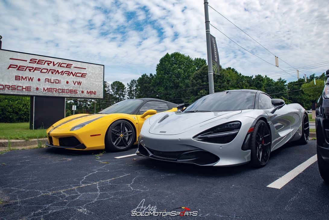SuperCar Showdown! Which would you choose: Ferrari 488 Spider or McLaren 720s