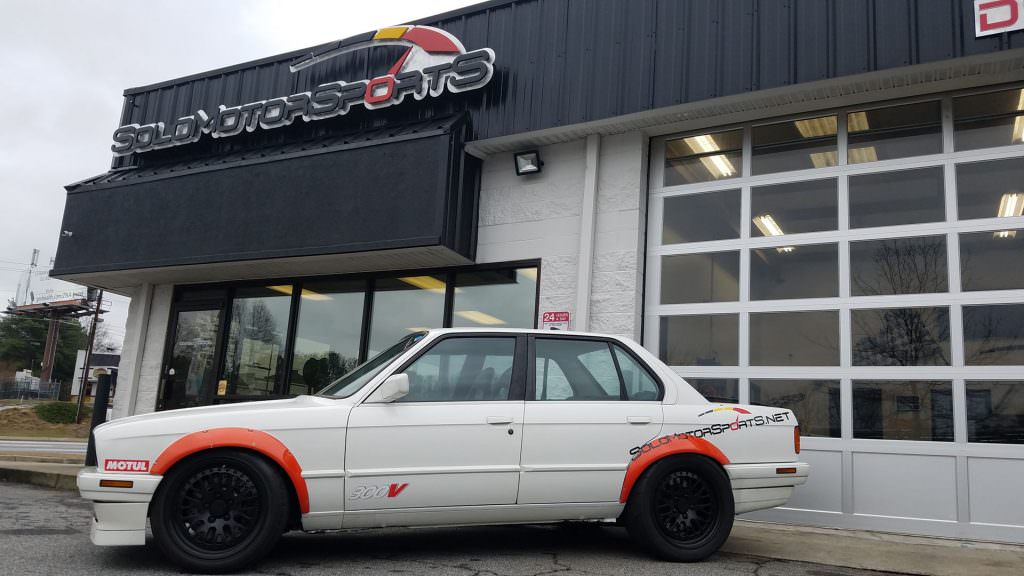 solo-motorsports-e30-racer-2-1024x576