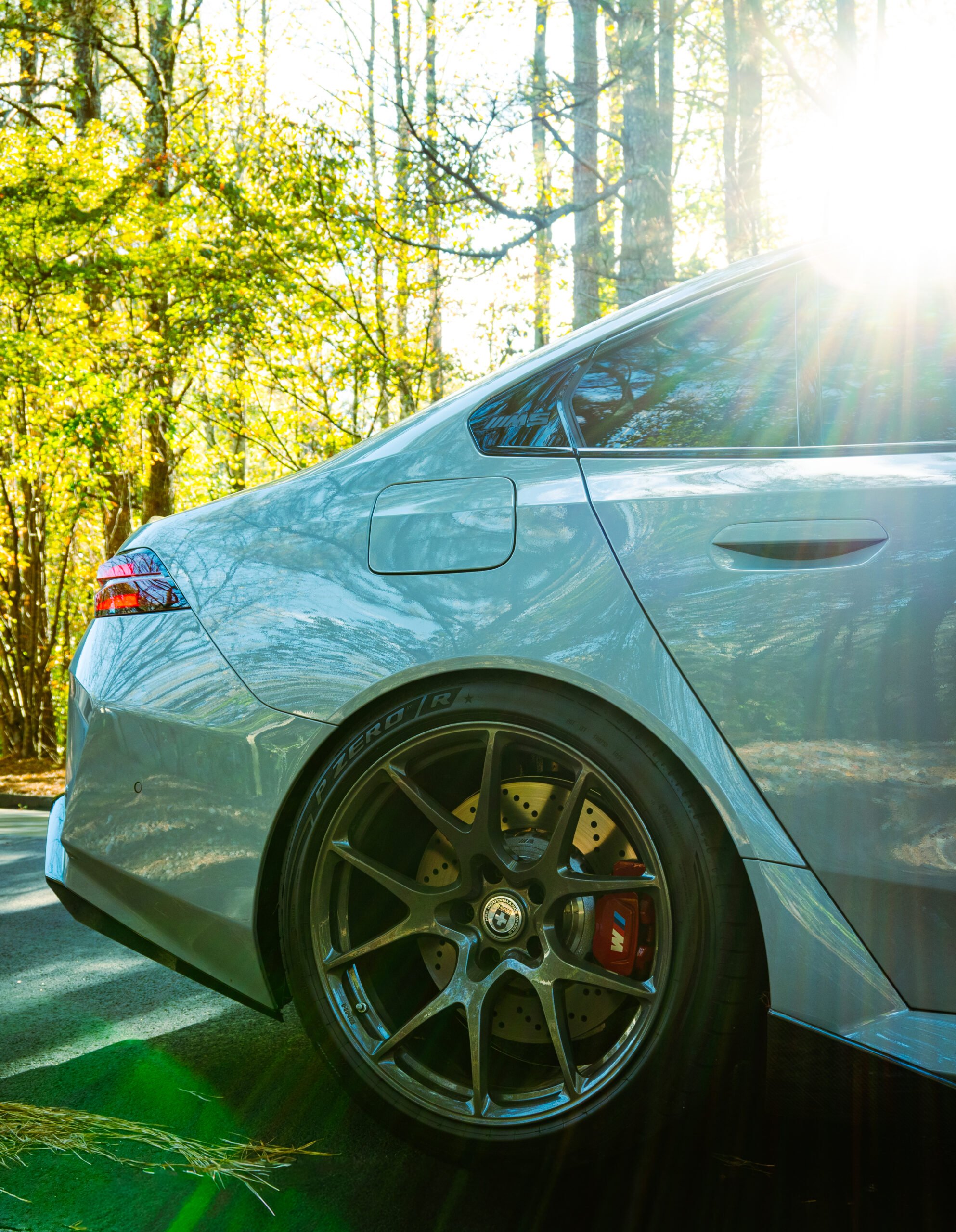 Side profile rear M5 with HRE Wheel