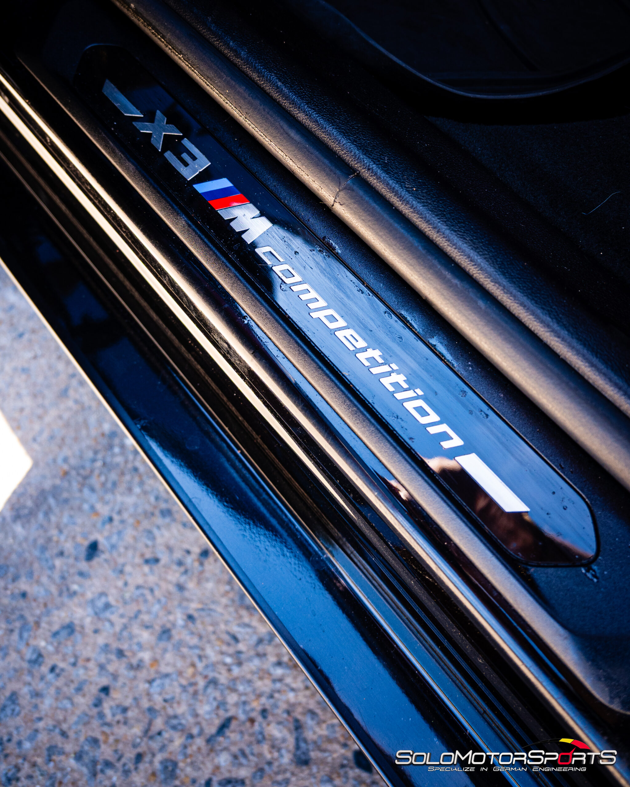 BMW X3M door railing