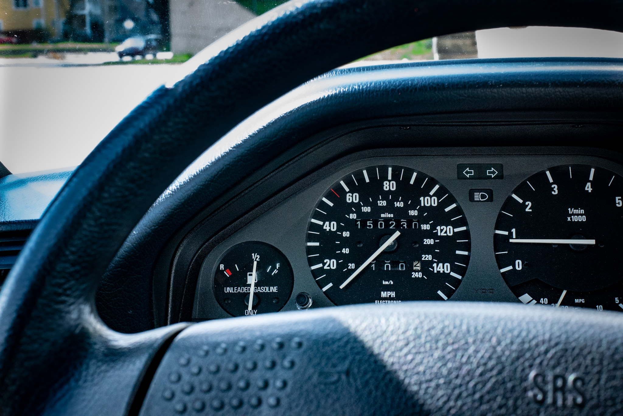 Gauge Clusters