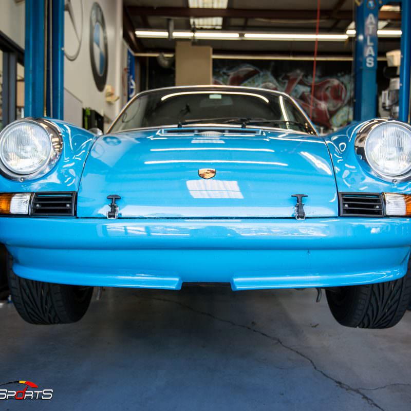 classic 1983 porsche 911sc in for service and maintenance, solomotorposrts performs maintenance and service on all european classic cars