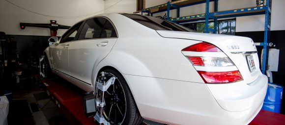 Mercedes Benz S550 in for alignment! Mercedes S550 was pulling to the side and accurately alligned by solo motorsports.