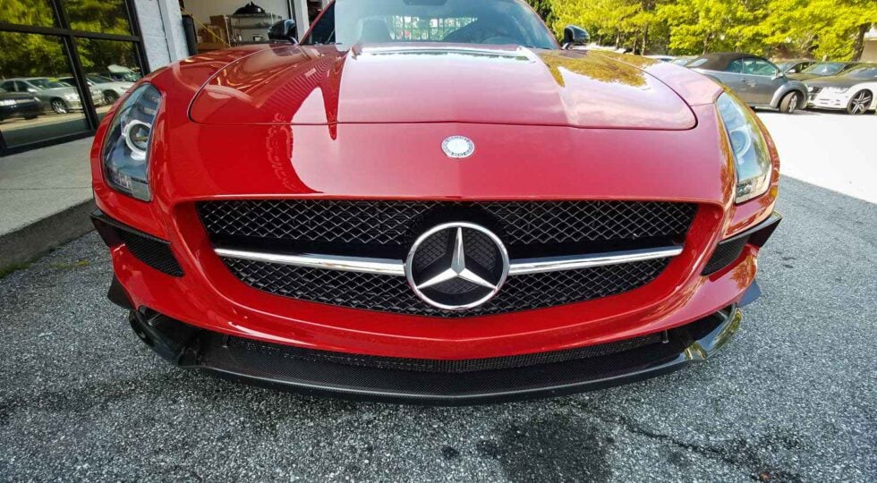 Mercedes-Benz SLS AMG Sports Car